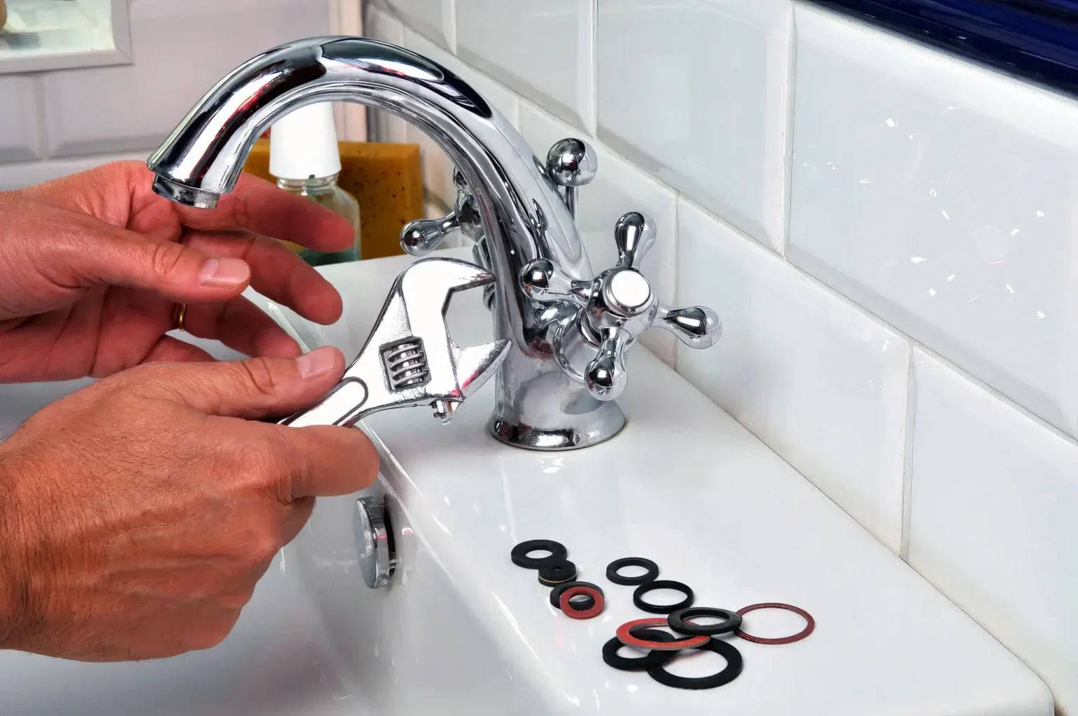 Bathroom faucet repair and fixture replacement in Plantation, Florida
